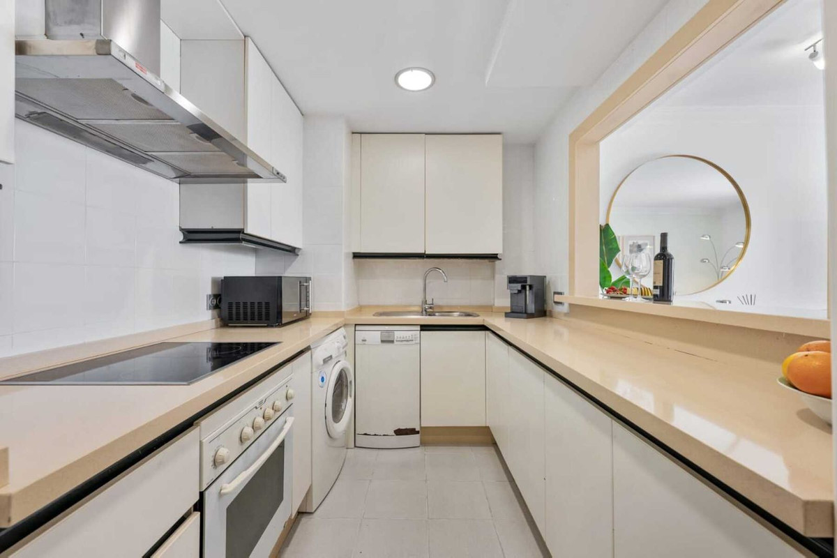 2 bedroom Penthouses for sale in Puerto Banús – R5423356 2 bedroom Penthouses for sale in Puerto Banús – R5423356