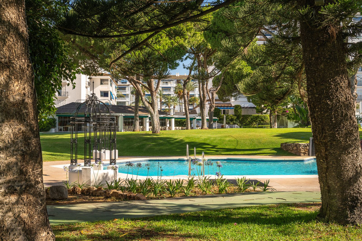 2 bedroom Apartments for sale in Puerto Banús – R5427154 2 bedroom Apartments for sale in Puerto Banús – R5427154
