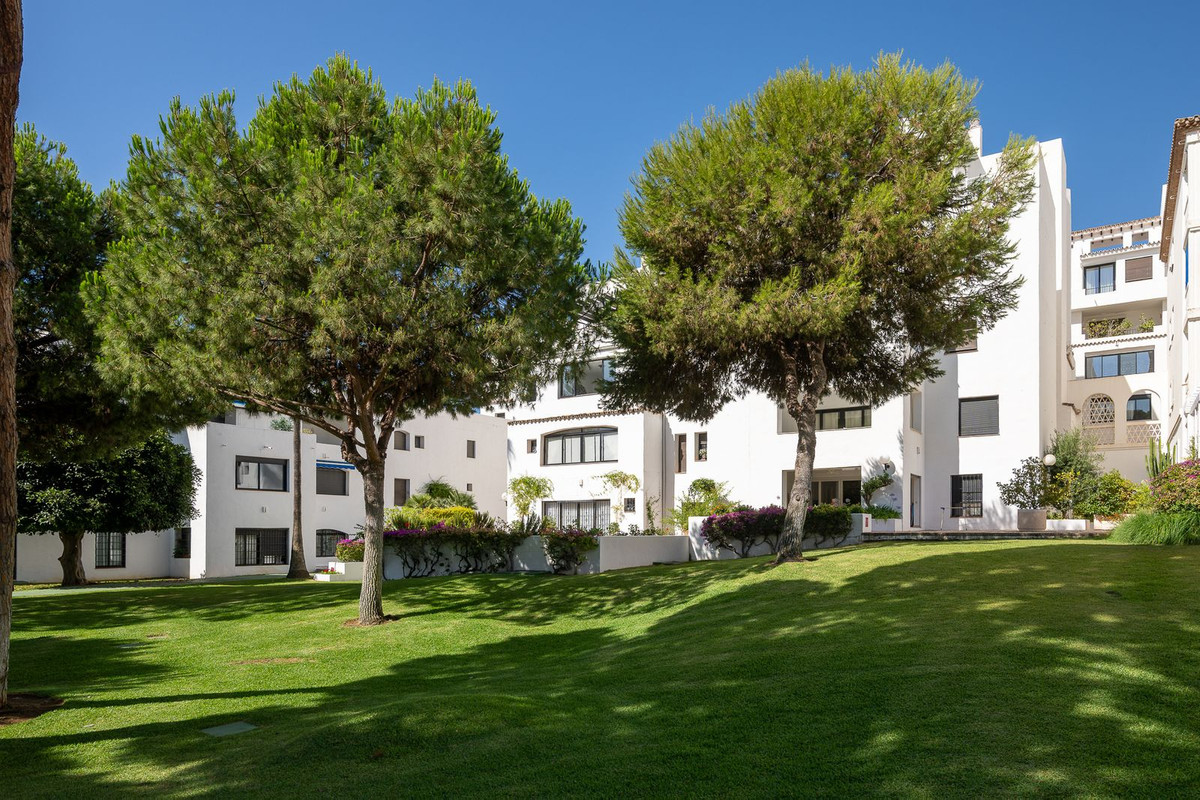 2 bedroom Apartments for sale in Puerto Banús – R5427154 2 bedroom Apartments for sale in Puerto Banús – R5427154
