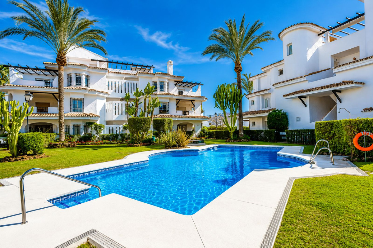 Apartamentos de 2 dormitorios en venta en Nueva Andalucía – R5453896 Apartamentos de 2 dormitorios en venta en Nueva Andalucía – R5453896