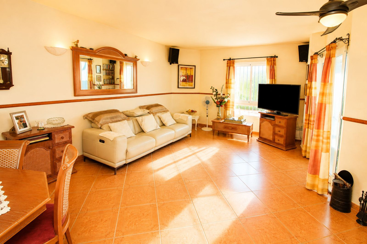 Apartamentos de 2 dormitorios en venta en Nueva Andalucía – R5453896 Apartamentos de 2 dormitorios en venta en Nueva Andalucía – R5453896
