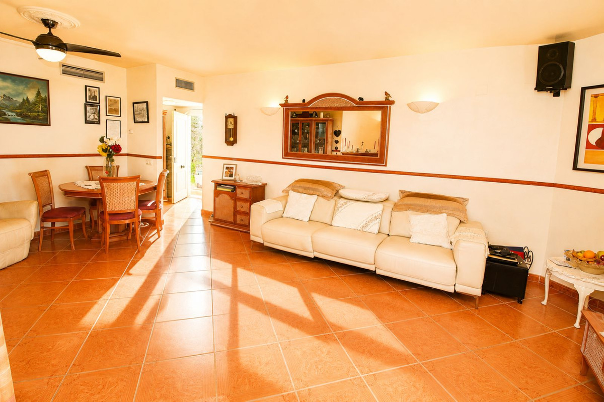 Apartamentos de 2 dormitorios en venta en Nueva Andalucía – R5453896 Apartamentos de 2 dormitorios en venta en Nueva Andalucía – R5453896
