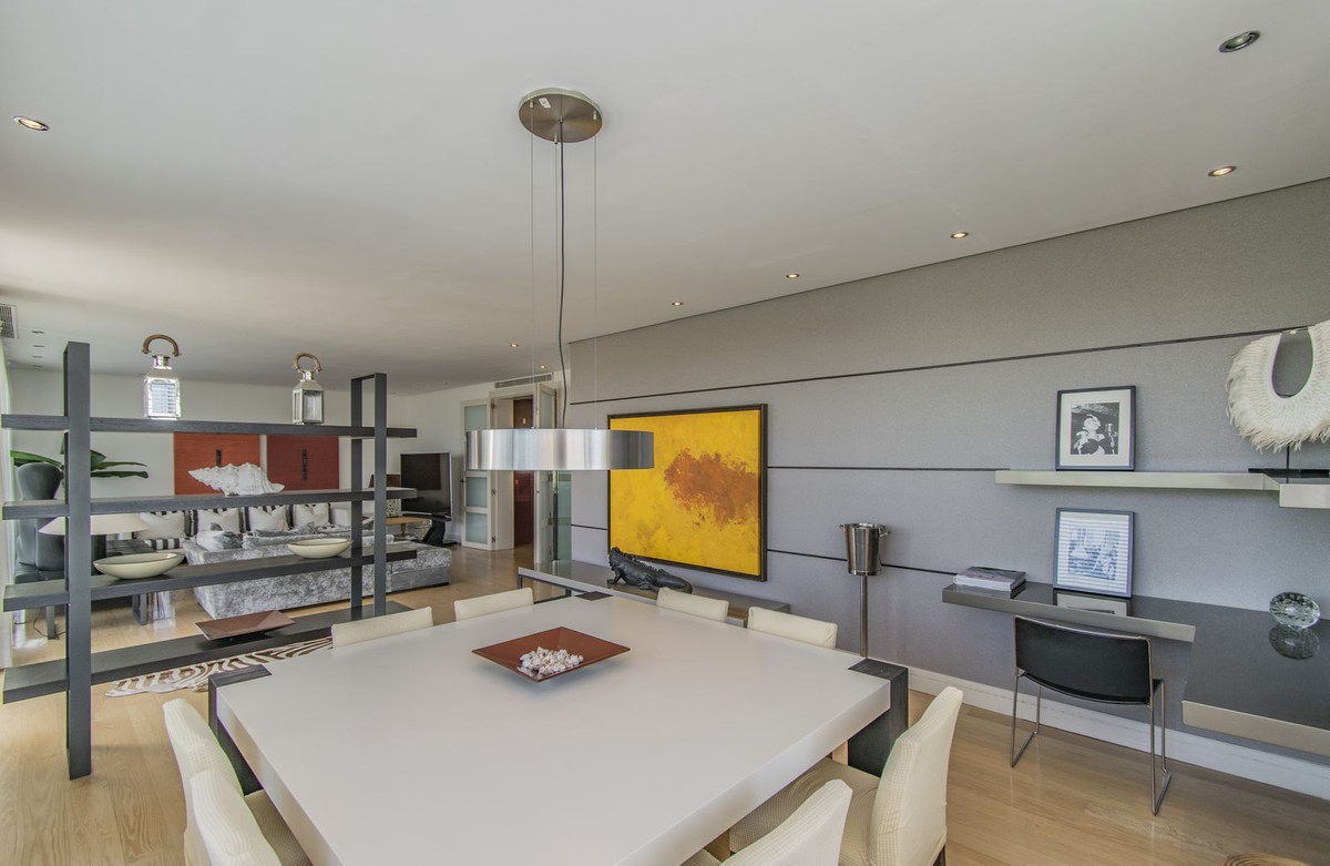 Aticos de 3 dormitorios en venta en Nagüeles – R4763428 Aticos de 3 dormitorios en venta en Nagüeles – R4763428
