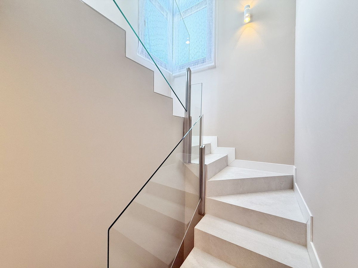 3 bedroom Penthouses for sale in Cabopino – R5118937 3 bedroom Penthouses for sale in Cabopino – R5118937
