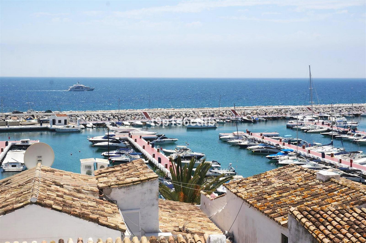 3 bedroom Apartments for sale in Puerto Banús – R2929403 3 bedroom Apartments for sale in Puerto Banús – R2929403