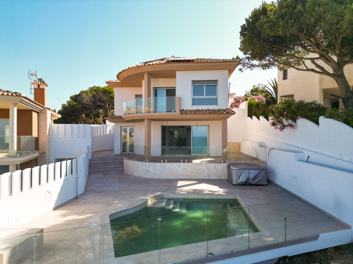 3 bedroom Villas for sale in La Cala de Mijas – R5408254 3 bedroom Villas for sale in La Cala de Mijas – R5408254