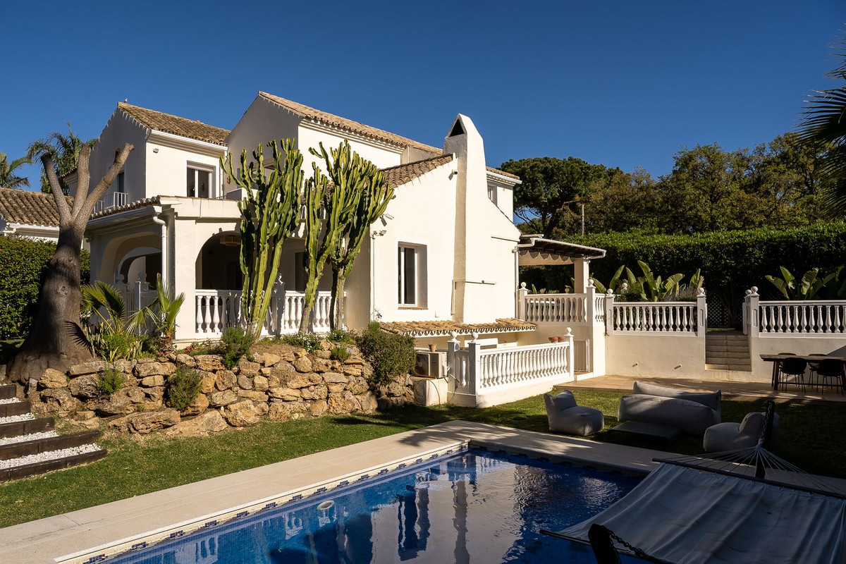 Villas de 7 dormitorios en venta en El Rosario – R5360554 Villas de 7 dormitorios en venta en El Rosario – R5360554