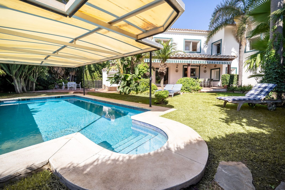 4 bedroom Villas for sale in Marbesa – R5465392 4 bedroom Villas for sale in Marbesa – R5465392