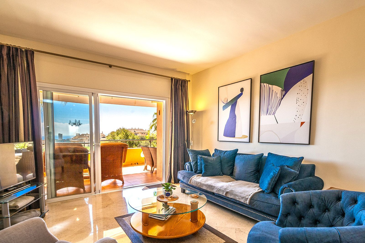 Apartamentos de 3 dormitorios en venta en Elviria – R5482450 Apartamentos de 3 dormitorios en venta en Elviria – R5482450