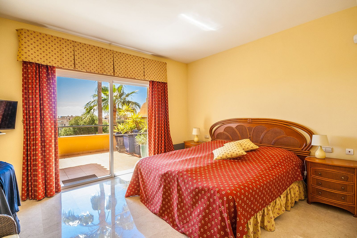 Apartamentos de 3 dormitorios en venta en Elviria – R5482450 Apartamentos de 3 dormitorios en venta en Elviria – R5482450