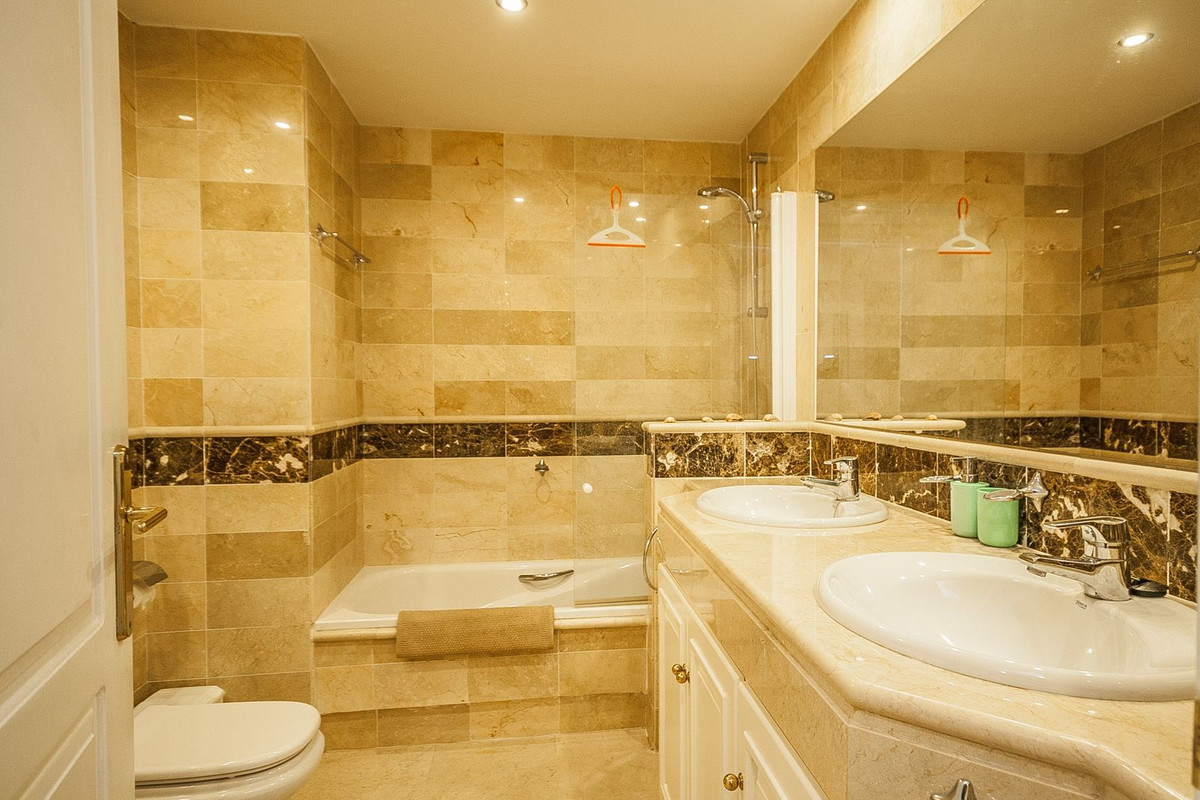 Apartamentos de 3 dormitorios en venta en Elviria – R5482450 Apartamentos de 3 dormitorios en venta en Elviria – R5482450