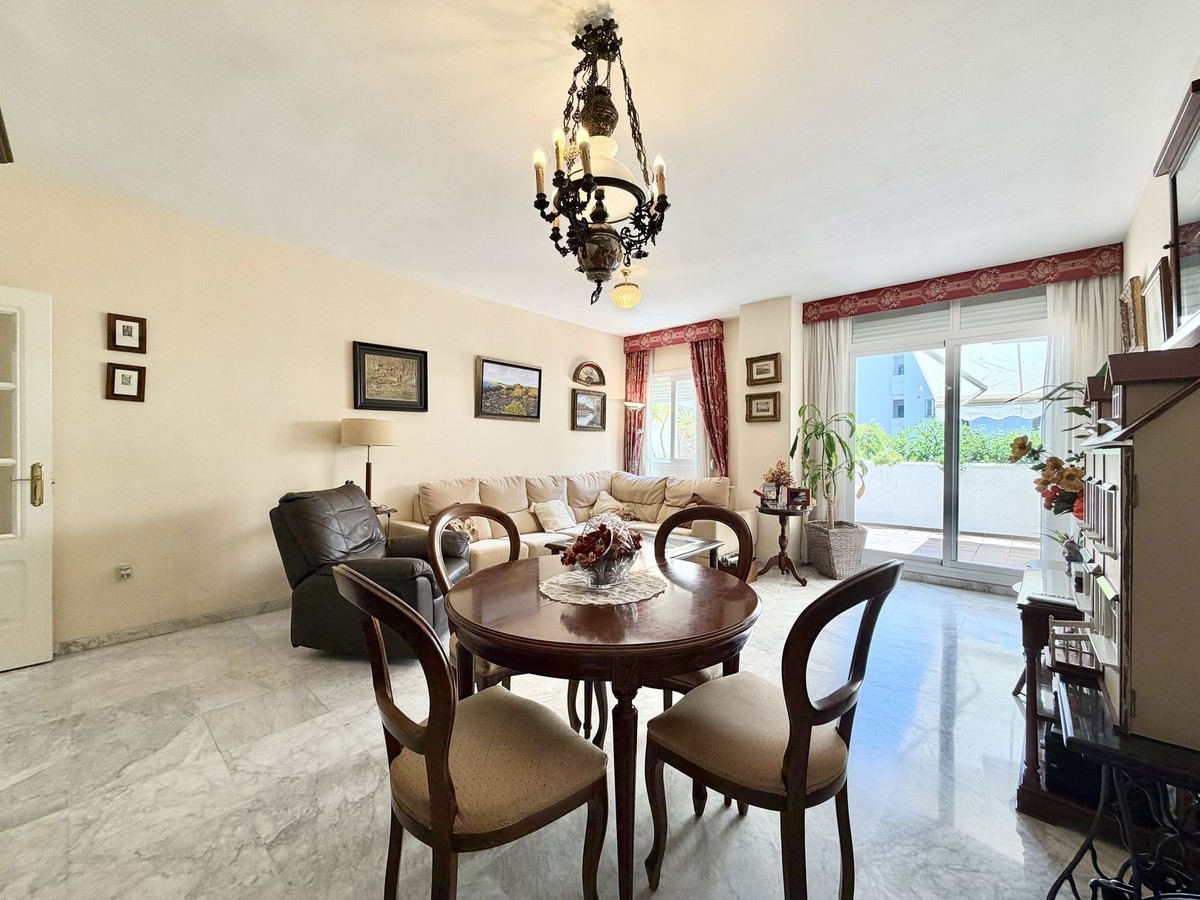 4 bedroom Apartments for sale in Milla de Oro – R5414443 4 bedroom Apartments for sale in Milla de Oro – R5414443