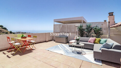 Aticos de 2 dormitorios en venta en Calahonda – R5472508 Aticos de 2 dormitorios en venta en Calahonda – R5472508
