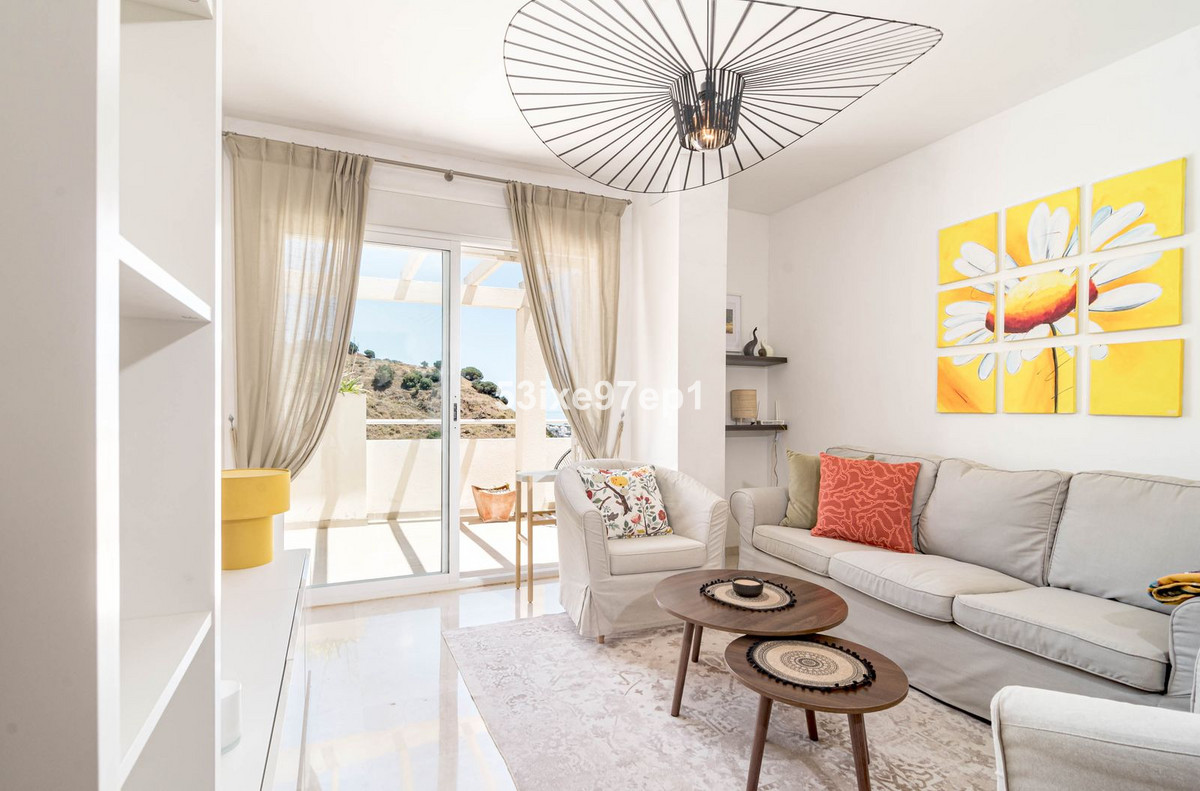 2 bedroom Penthouses for sale in Calahonda – R5472508 2 bedroom Penthouses for sale in Calahonda – R5472508