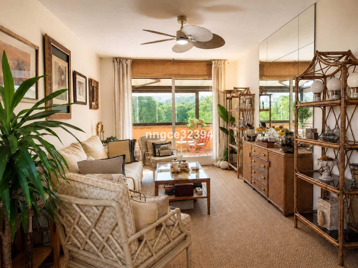 Aticos de 1 dormitorio en venta en Milla de Oro – R5469502 Aticos de 1 dormitorio en venta en Milla de Oro – R5469502