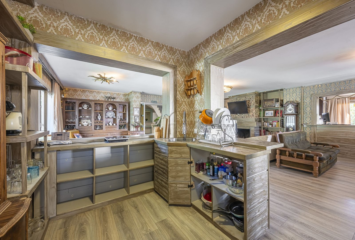 12 bedroom Villas for sale in Marbella – R5329963 12 bedroom Villas for sale in Marbella – R5329963