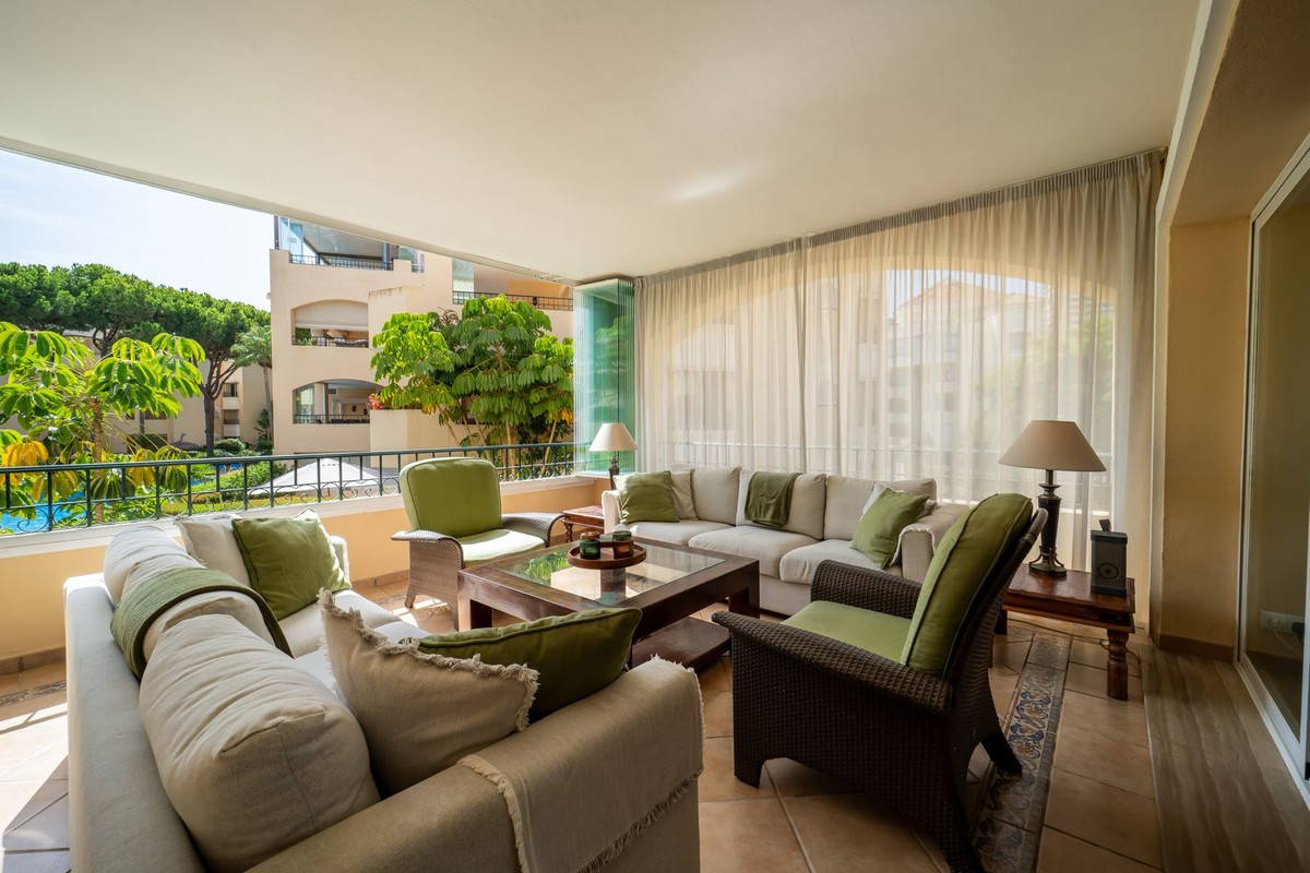 Apartamentos de 3 dormitorios en venta en Elviria – R5477959 Apartamentos de 3 dormitorios en venta en Elviria – R5477959