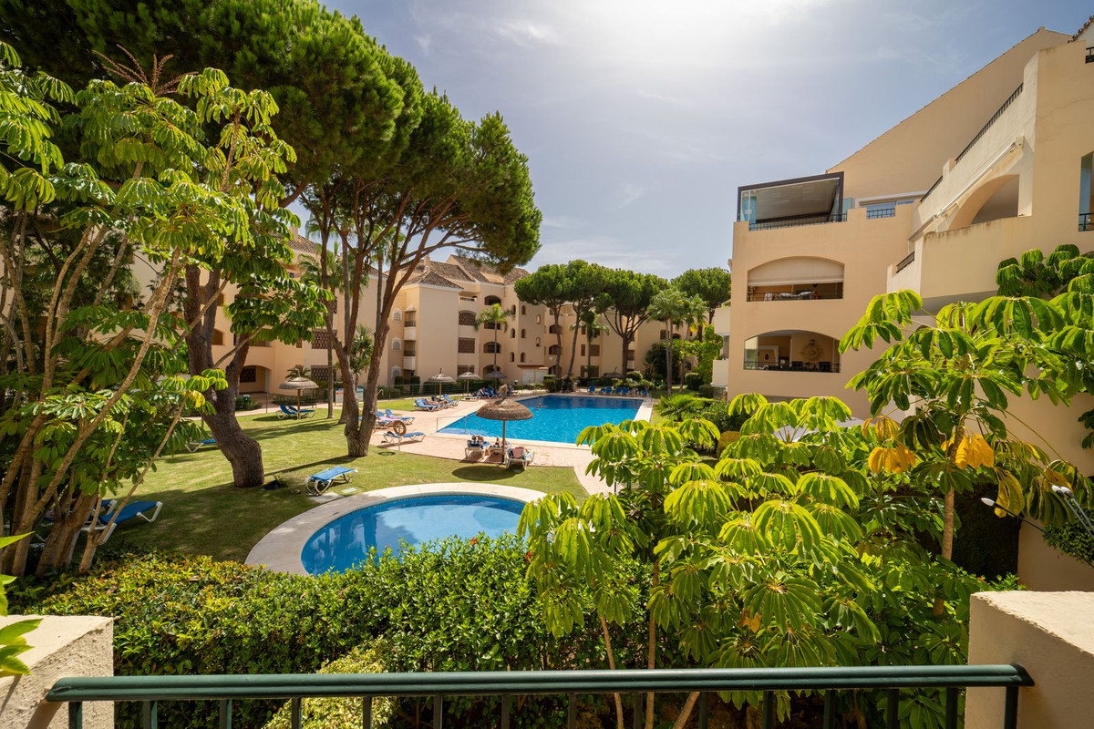 Apartamentos de 3 dormitorios en venta en Elviria – R5477959 Apartamentos de 3 dormitorios en venta en Elviria – R5477959
