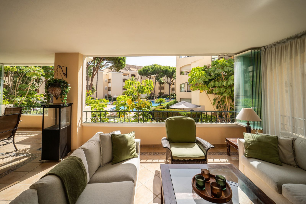 Apartamentos de 3 dormitorios en venta en Elviria – R5477959 Apartamentos de 3 dormitorios en venta en Elviria – R5477959