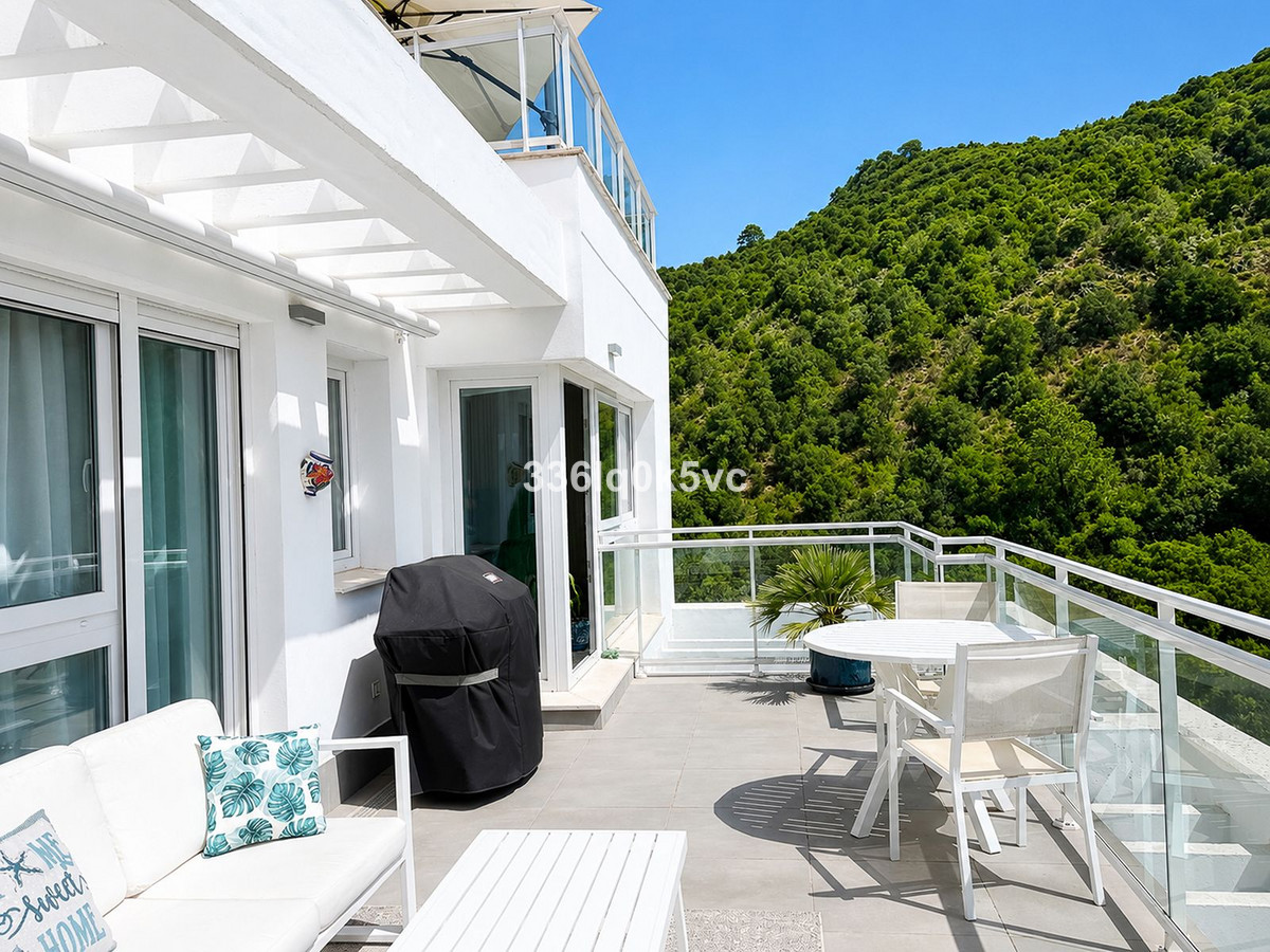 Aticos de 3 dormitorios en venta en Benahavís – R5470351 Aticos de 3 dormitorios en venta en Benahavís – R5470351