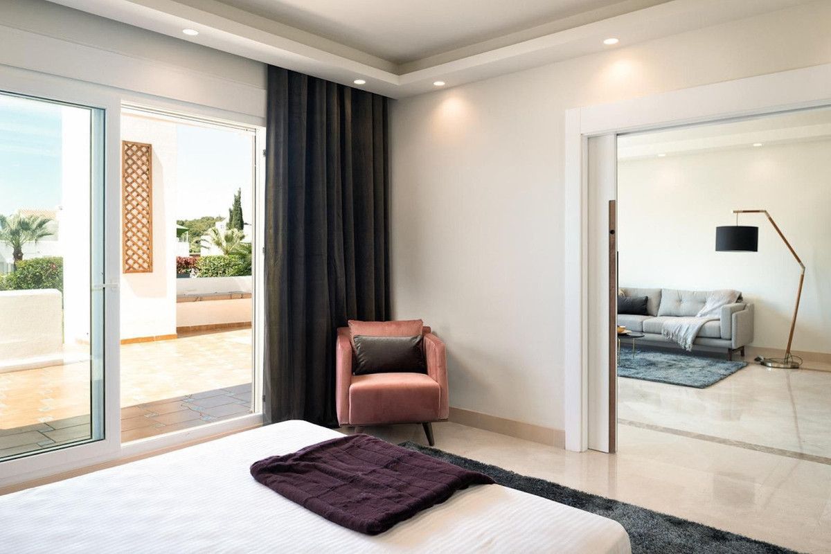 2 bedroom Apartments for sale in Marbella – R5473000 2 bedroom Apartments for sale in Marbella – R5473000