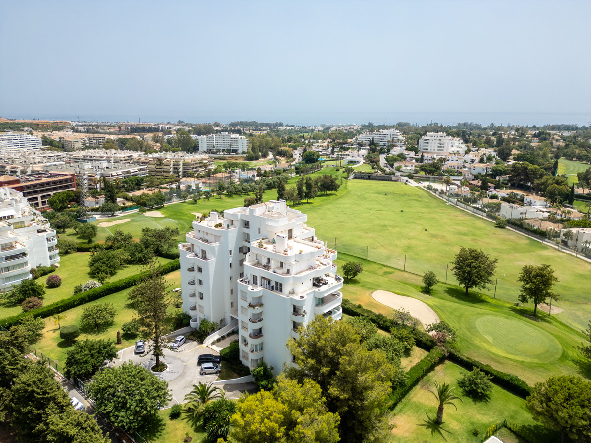 Apartamentos de 2 dormitorios en venta en Guadalmina Alta – R5472814 Apartamentos de 2 dormitorios en venta en Guadalmina Alta – R5472814