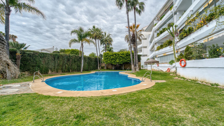 Apartamentos de 5 dormitorios en venta en Guadalmina Baja – R5471539 Apartamentos de 5 dormitorios en venta en Guadalmina Baja – R5471539 en