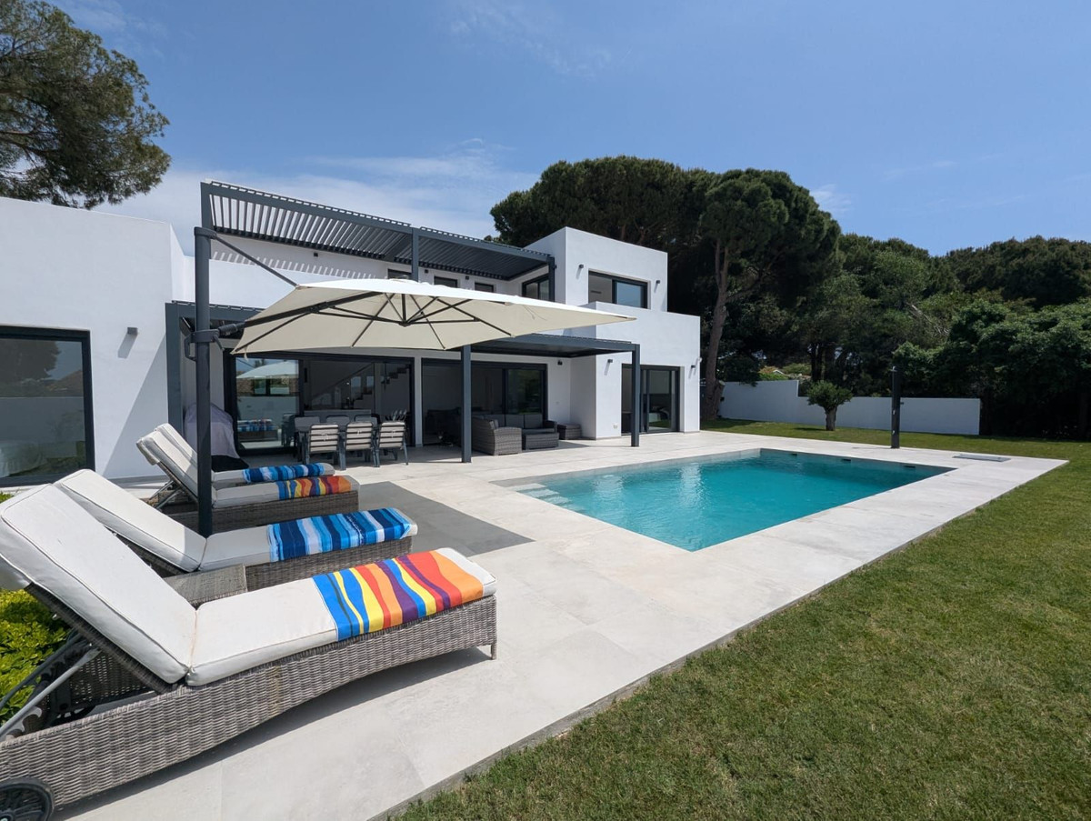 3 bedroom Villas for sale in Cabopino – R5407996 3 bedroom Villas for sale in Cabopino – R5407996