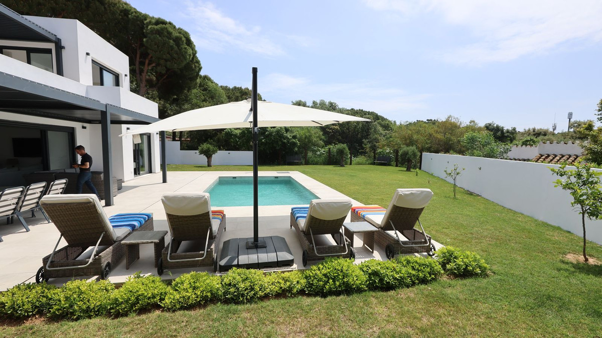 3 bedroom Villas for sale in Cabopino – R5407996 3 bedroom Villas for sale in Cabopino – R5407996