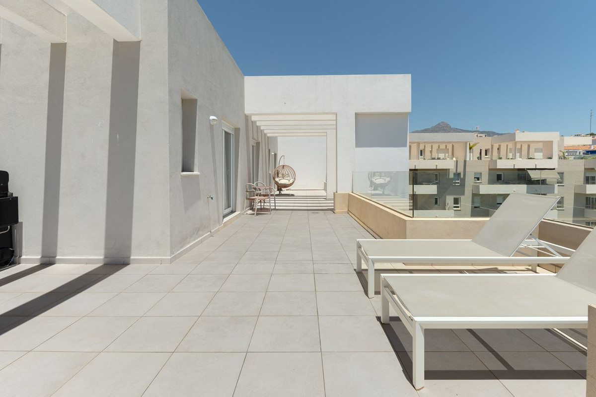 4 bedroom Penthouses for sale in Nueva Andalucía – R5431927 4 bedroom Penthouses for sale in Nueva Andalucía – R5431927