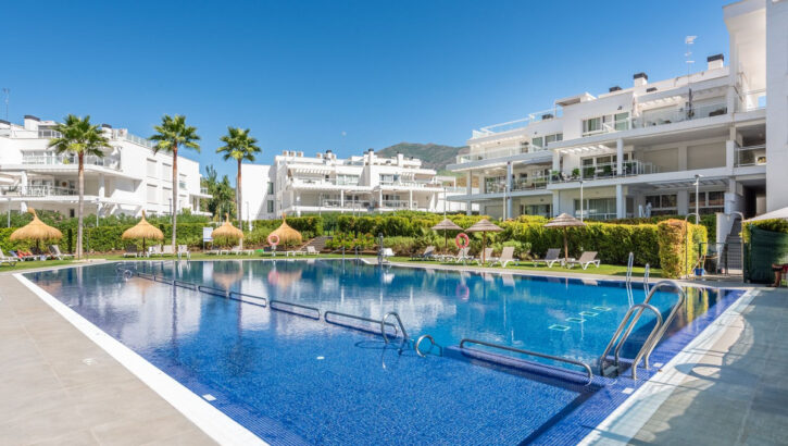 Apartamentos de 3 dormitorios en venta en Benahavís – R5158210 Apartamentos de 3 dormitorios en venta en Benahavís – R5158210 en