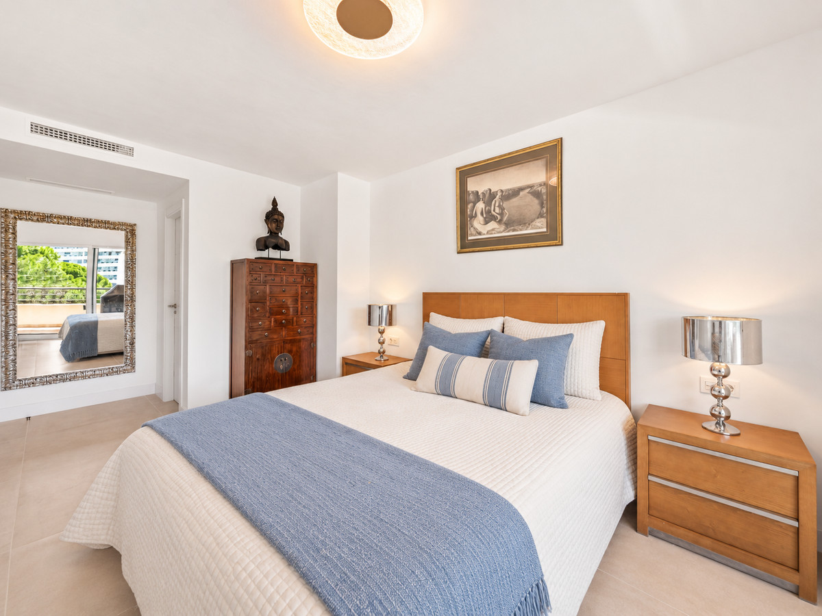 Apartamentos de 4 dormitorios en venta en Guadalmina Alta – R5481061 Apartamentos de 4 dormitorios en venta en Guadalmina Alta – R5481061