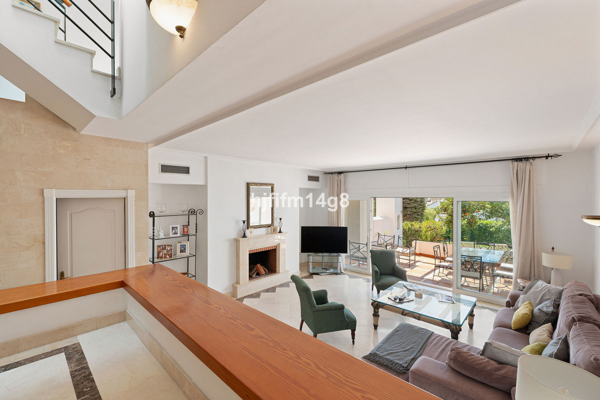3 bedroom Townhouses for sale in Nueva Andalucía – R5394556 3 bedroom Townhouses for sale in Nueva Andalucía – R5394556