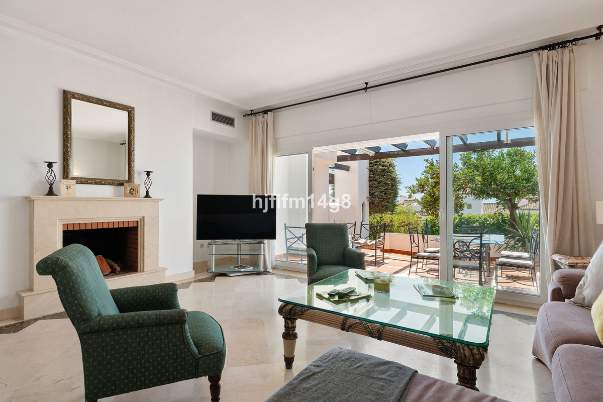 3 bedroom Townhouses for sale in Nueva Andalucía – R5394556 3 bedroom Townhouses for sale in Nueva Andalucía – R5394556