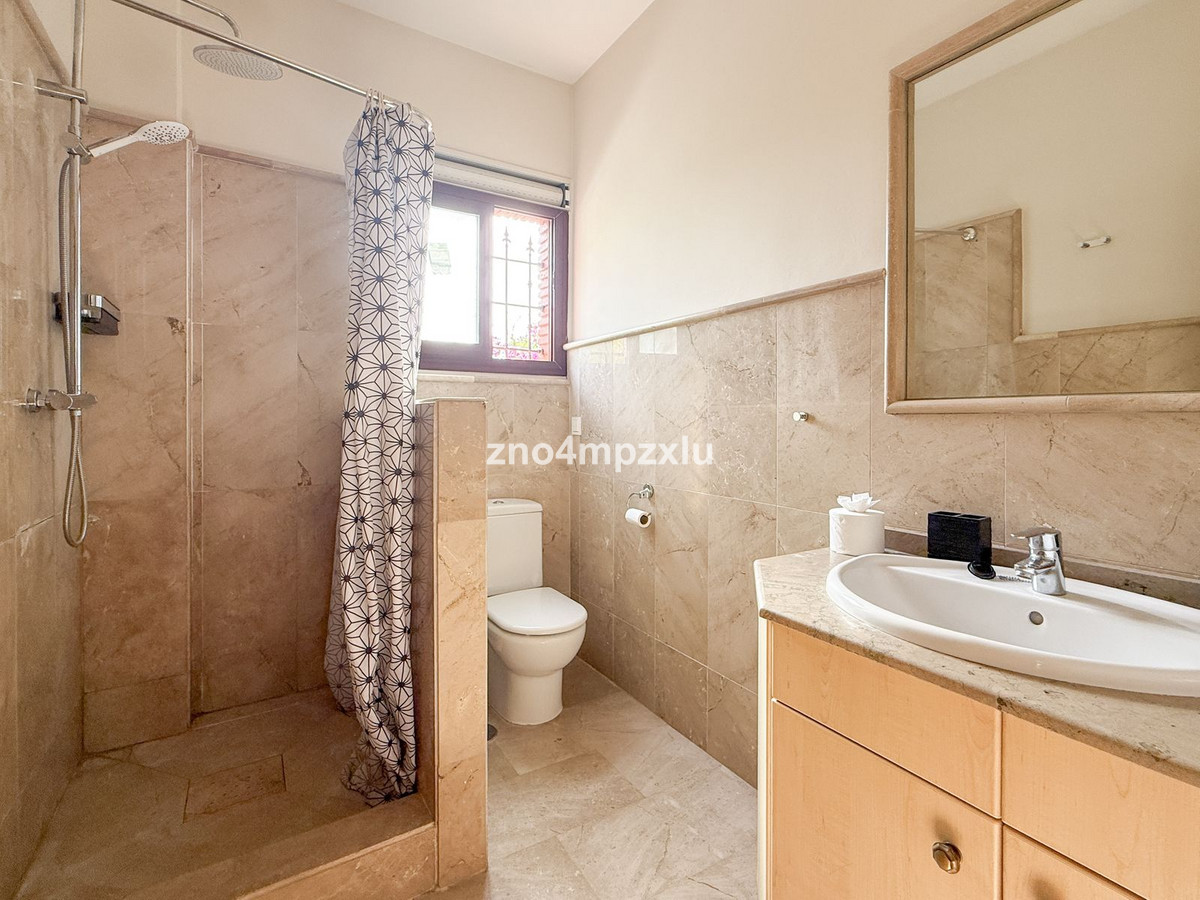 4 bedroom Villas for sale in Guadalmina Baja – R5480920 4 bedroom Villas for sale in Guadalmina Baja – R5480920
