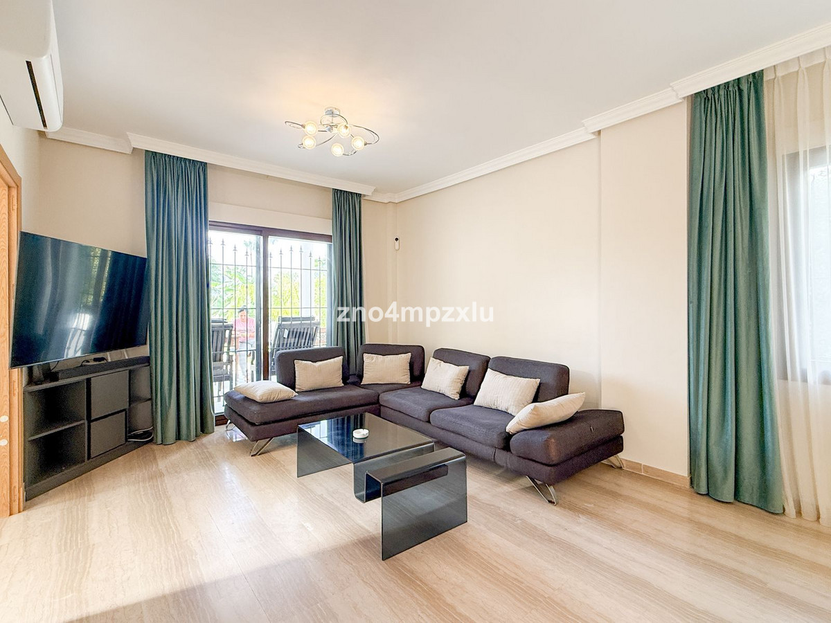 4 bedroom Villas for sale in Guadalmina Baja – R5480920 4 bedroom Villas for sale in Guadalmina Baja – R5480920