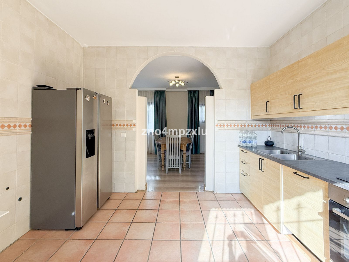 4 bedroom Villas for sale in Guadalmina Baja – R5480920 4 bedroom Villas for sale in Guadalmina Baja – R5480920