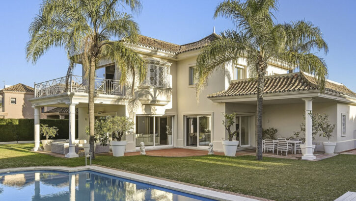 Villas de 5 dormitorios en venta en Guadalmina Alta – R5217901 Villas de 5 dormitorios en venta en Guadalmina Alta – R5217901 en