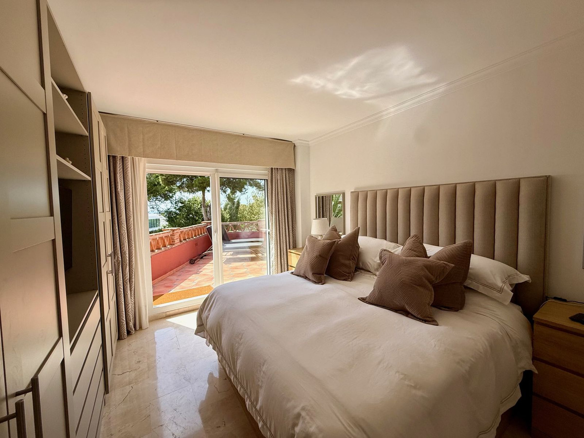 Apartamentos de 4 dormitorios en venta en Elviria – R5478031 Apartamentos de 4 dormitorios en venta en Elviria – R5478031