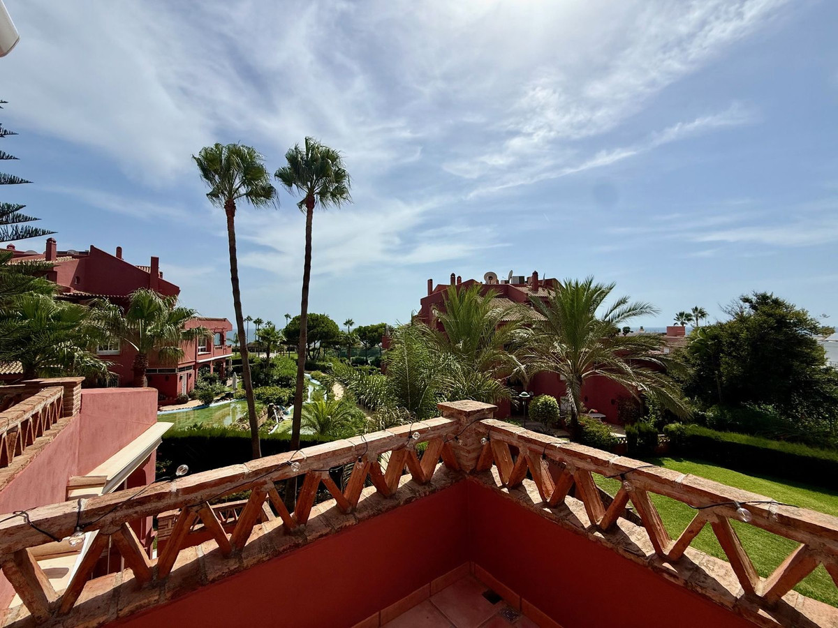 Apartamentos de 4 dormitorios en venta en Elviria – R5478031 Apartamentos de 4 dormitorios en venta en Elviria – R5478031