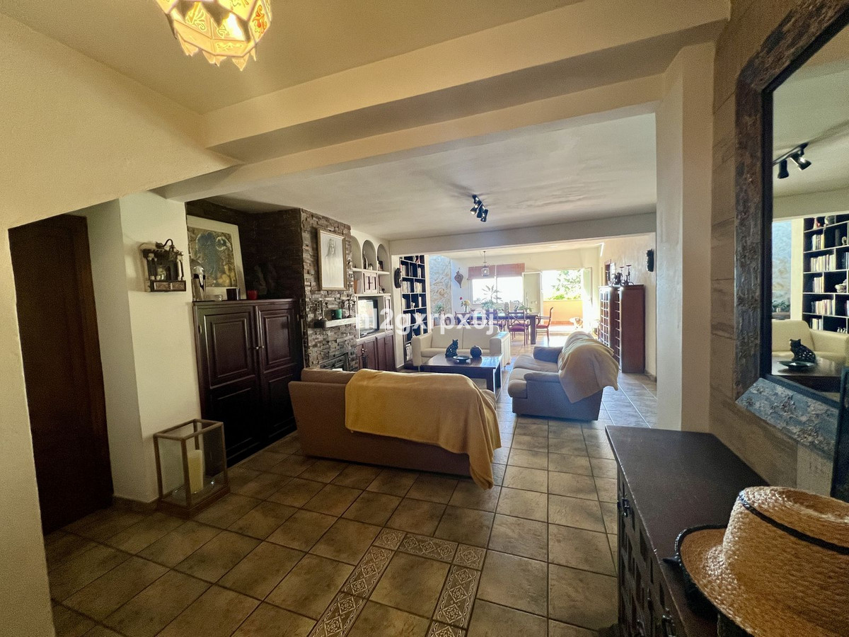 5 bedroom Villas for sale in Marbella – R5316745 5 bedroom Villas for sale in Marbella – R5316745