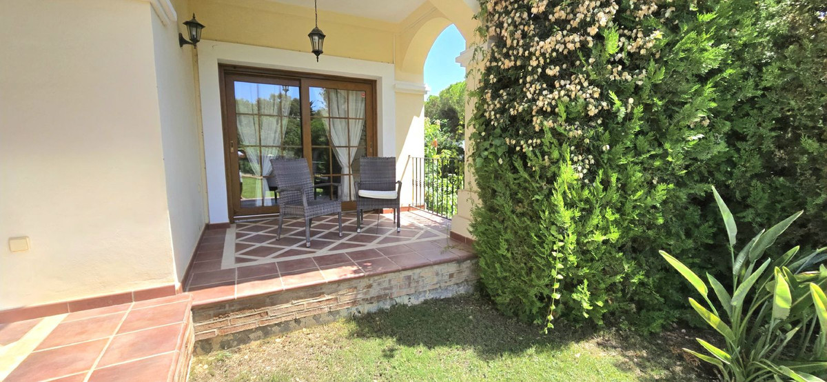 5 bedroom Villas for sale in Calahonda – R5478844 5 bedroom Villas for sale in Calahonda – R5478844