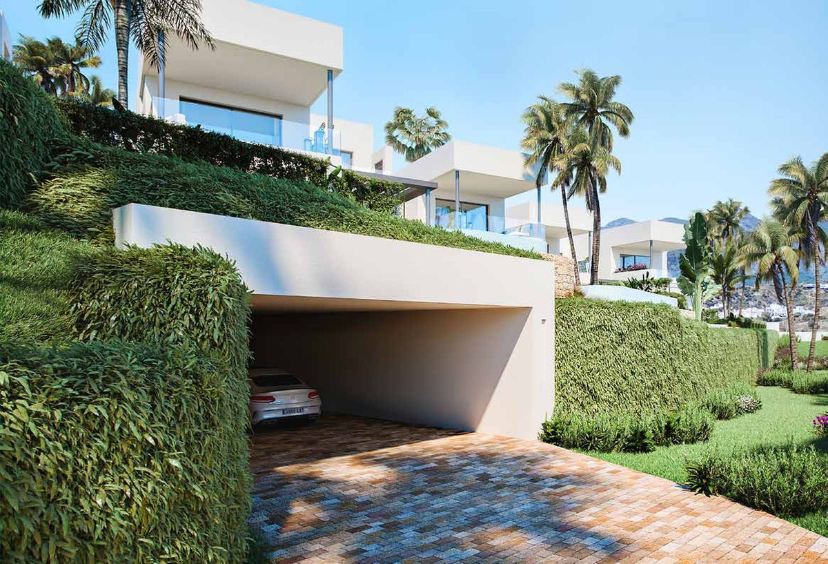 4 bedroom Semi-detached for sale in Marbella – R5274235 4 bedroom Semi-detached for sale in Marbella – R5274235