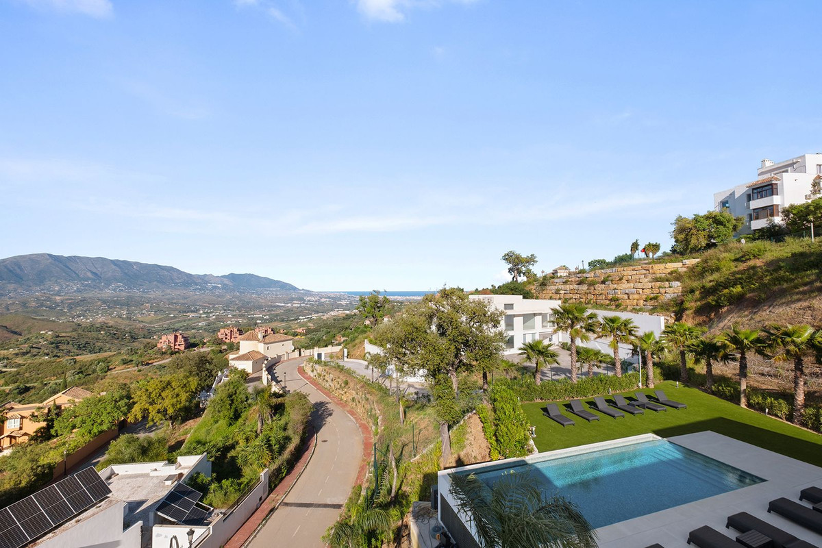 4 bedroom Villas for sale in La Mairena – R4119748 4 bedroom Villas for sale in La Mairena – R4119748