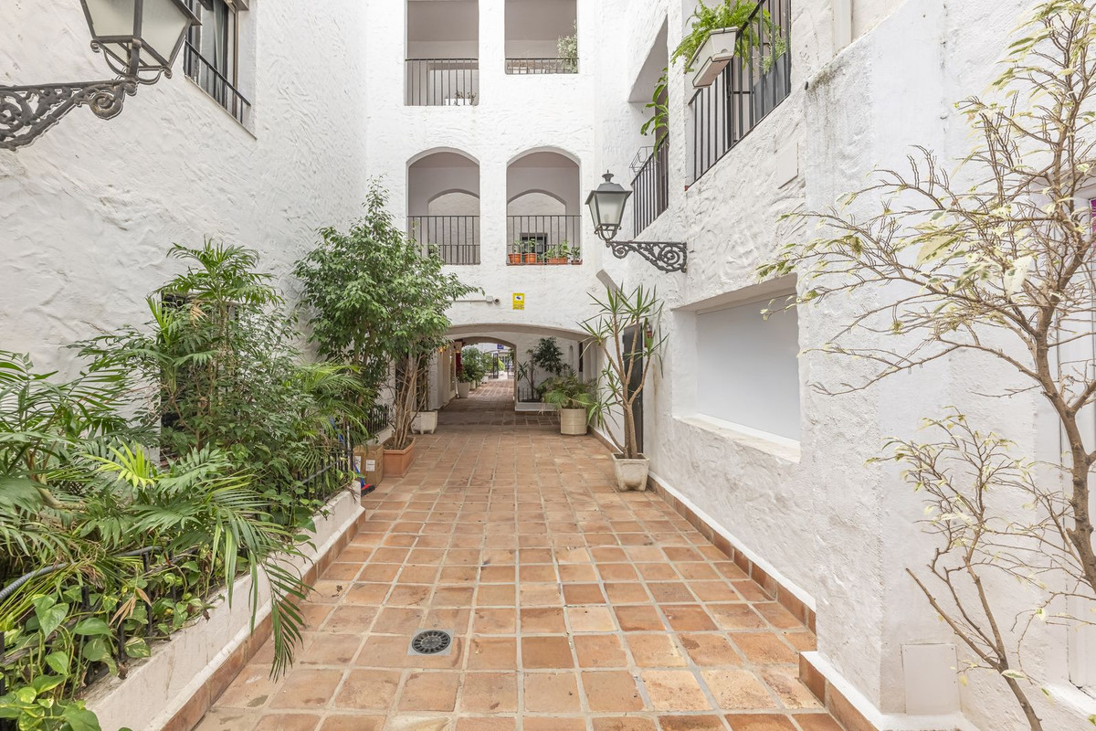 2 bedroom Apartments for sale in Puerto Banús – R5259064 2 bedroom Apartments for sale in Puerto Banús – R5259064