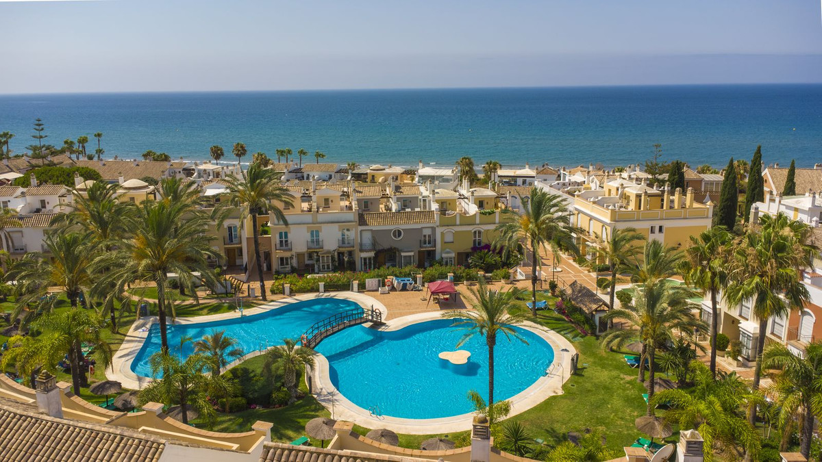 Pareados de 3 dormitorios en venta en Bahía de Marbella – R5439658 Pareados de 3 dormitorios en venta en Bahía de Marbella – R5439658