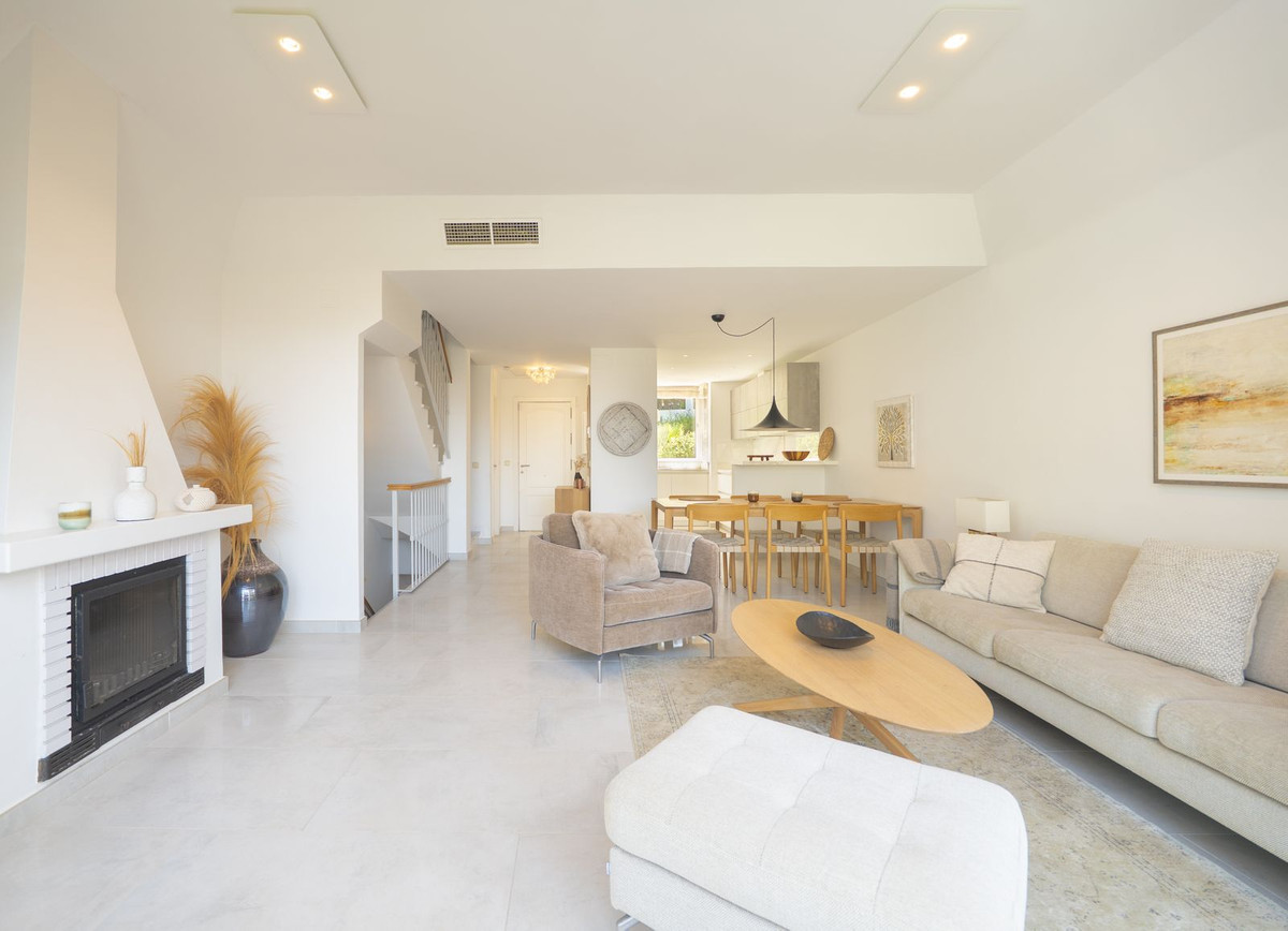 Pareados de 3 dormitorios en venta en Bahía de Marbella – R5439658 Pareados de 3 dormitorios en venta en Bahía de Marbella – R5439658