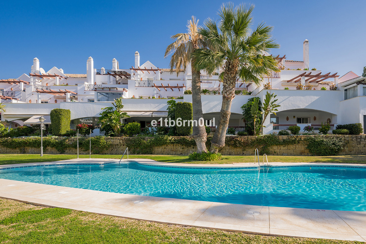 2 bedroom Apartments for sale in Nueva Andalucía – R5472628 2 bedroom Apartments for sale in Nueva Andalucía – R5472628