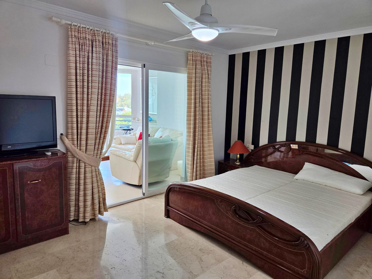 Apartamentos de 2 dormitorios en venta en Puerto Banús – R5192044 Apartamentos de 2 dormitorios en venta en Puerto Banús – R5192044