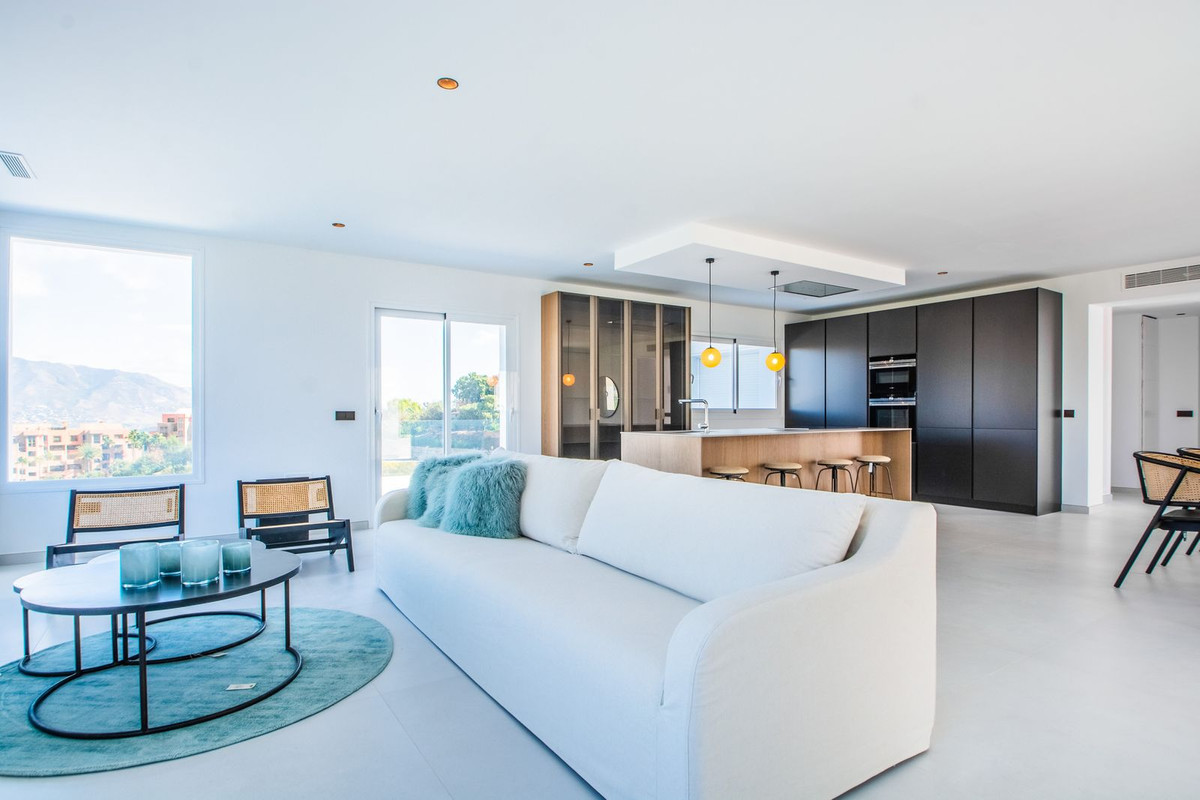 4 bedroom Villas for sale in La Mairena – R5477245 4 bedroom Villas for sale in La Mairena – R5477245